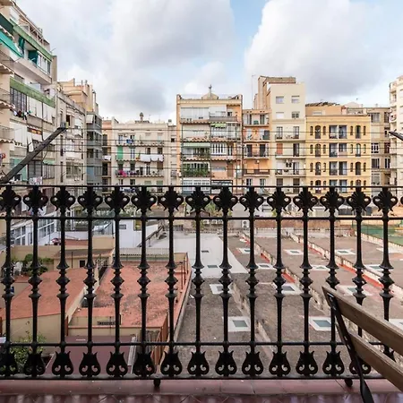 - Eixample 2