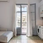 - Eixample 2 * Barcelona