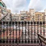 - Eixample 2 * Barcelona
