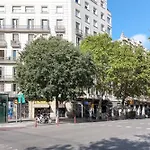 - Eixample 2 Apartament