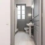- Eixample 2 Apartament *