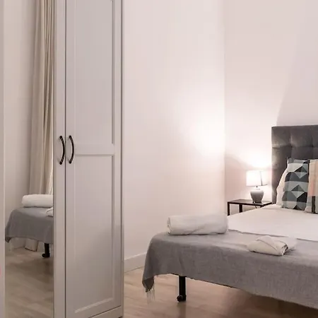 - Eixample 2 Βαρκελώνη